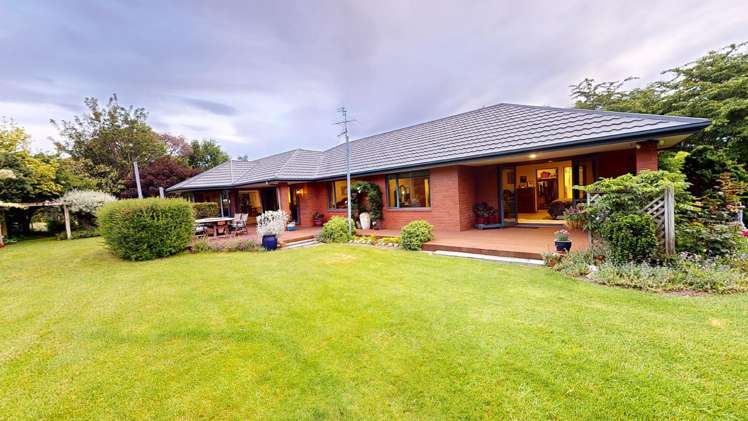 20 Grayburn Road Elgin_22