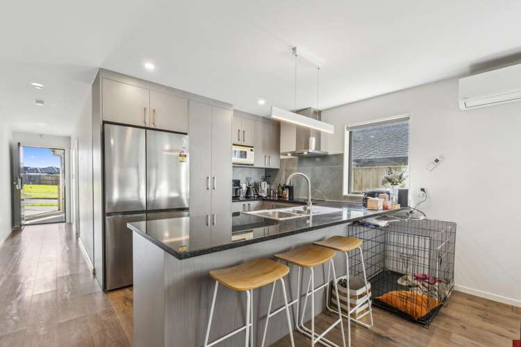 41 Kahui Parade Karaka_7