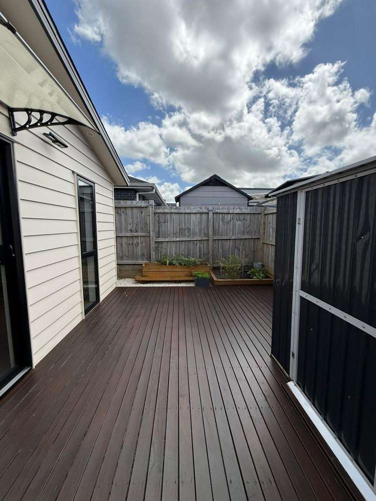 b/3 Cronshow Road 1694_12