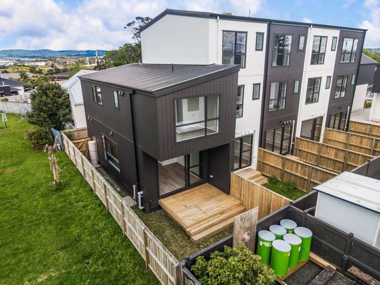 63 Gloria Avenue Te Atatu Peninsula_22
