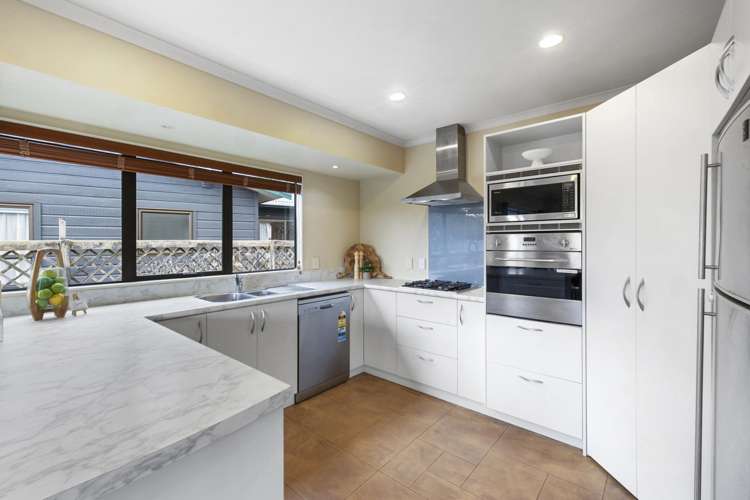 15a Marchant Place Westown_1