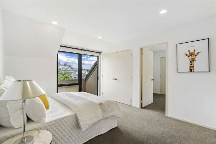 18 Bushglen Court Browns Bay_24