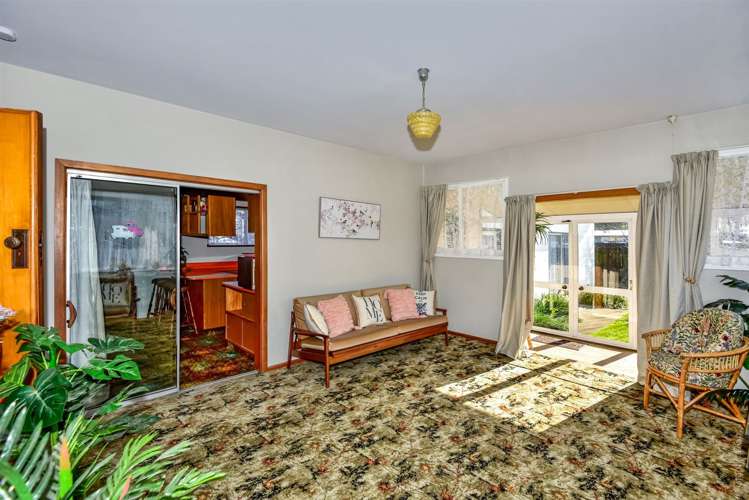 36 Frederick Street Waltham_11