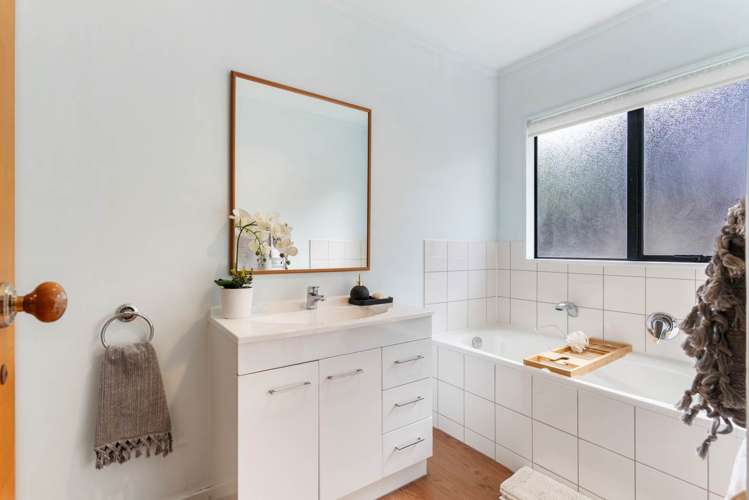 2/19 Tableau Place Totara Vale_9