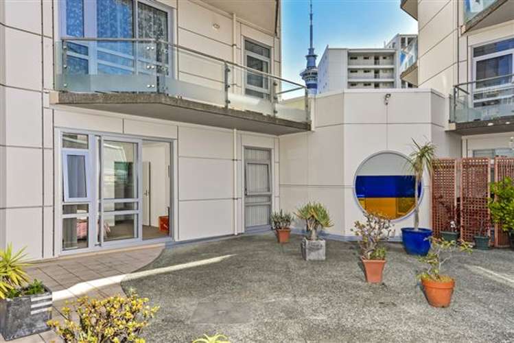 2f/205 Hobson Street Auckland Central_9