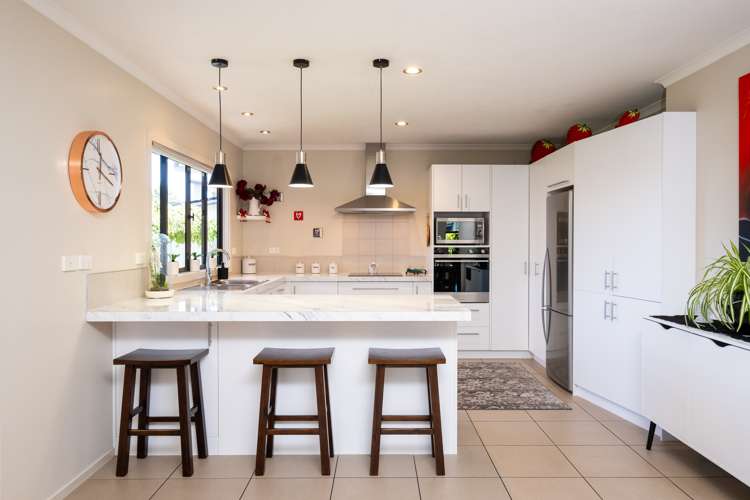 4 Anna Lane Raureka_5