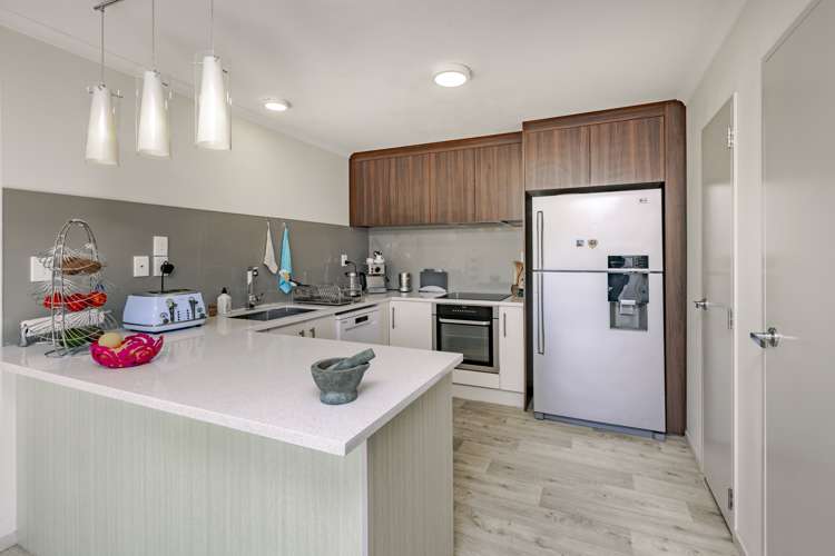 121 Keri Vista Rise Papakura_6