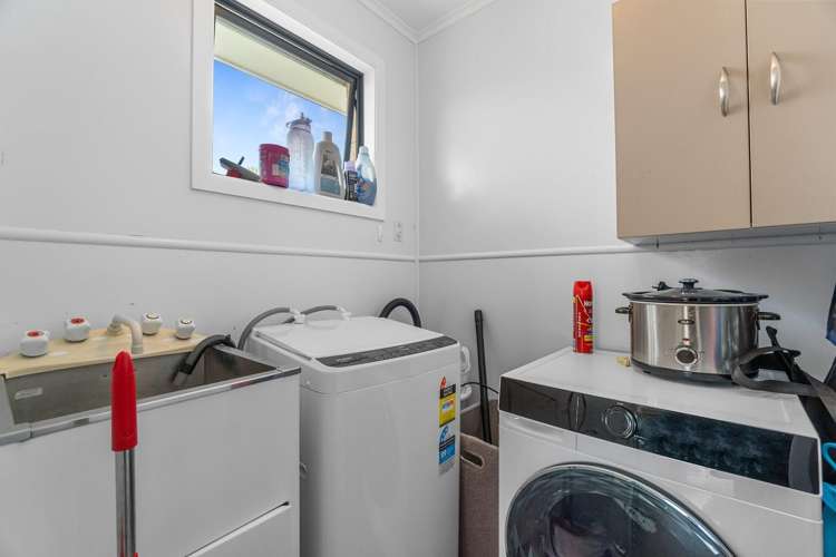 84 Saxbys Road Deanwell_9