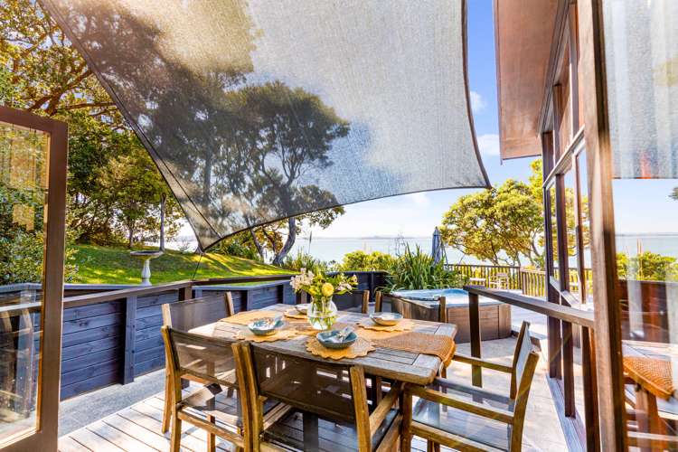 2 Okewa Road Titirangi_3