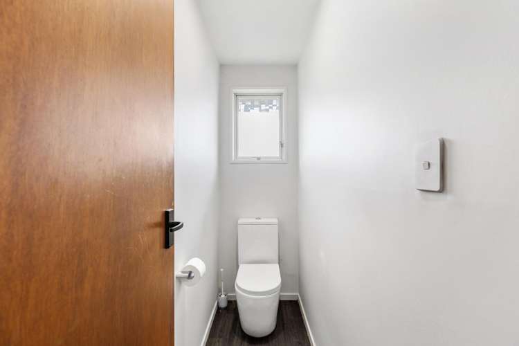 2/1 Delaware Crescent Russley_15