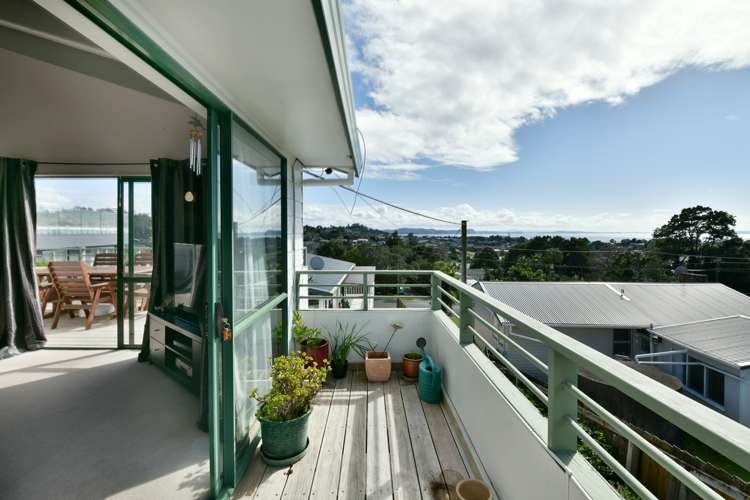 8a Scott Road Stanmore Bay_16