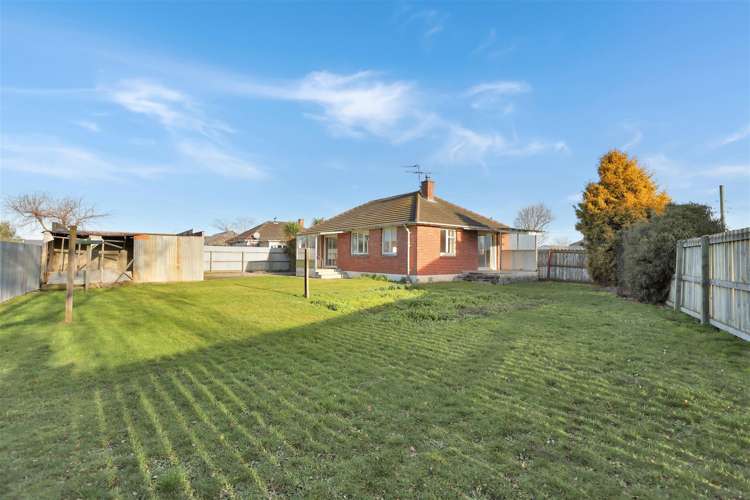 4 Beatty Crescent Hampstead_24