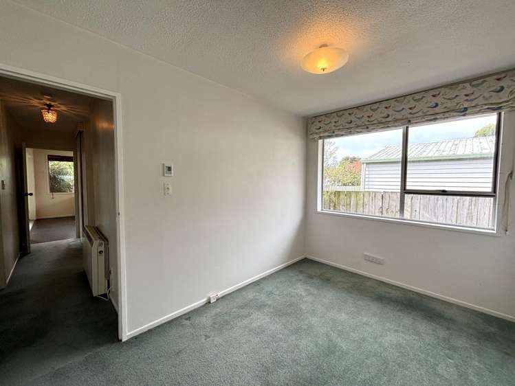 2/49 Chichester St Woolston_7