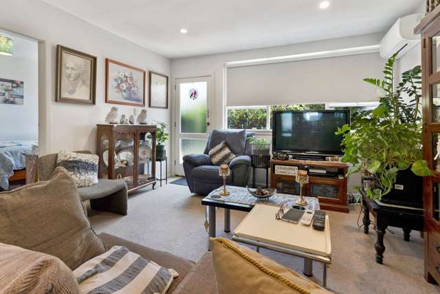 2/51 Southampton Street Sydenham_4