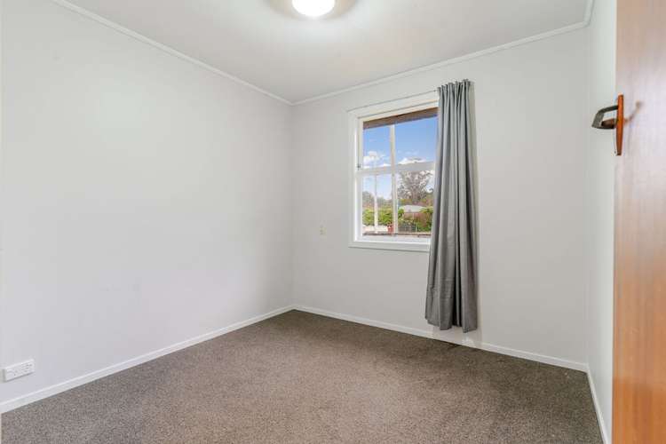 460 High Street South Carterton_9