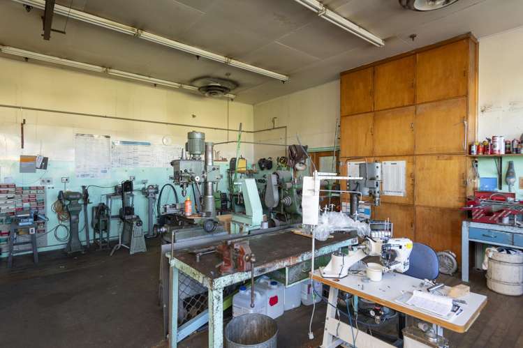 166 Disraeli Street Gisborne_14