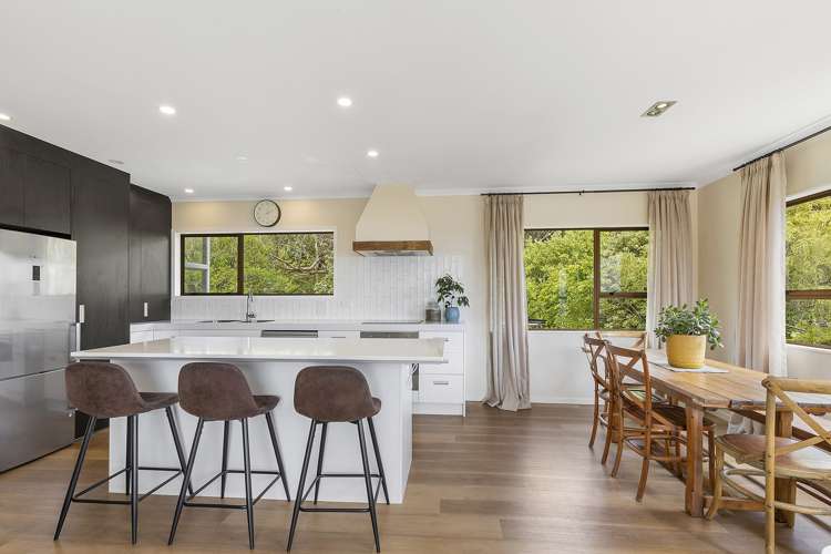 13 De Castro Place Titahi Bay_5