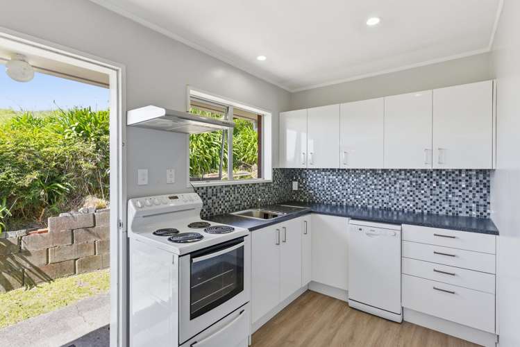 71B Raumati Road Raumati Beach_10