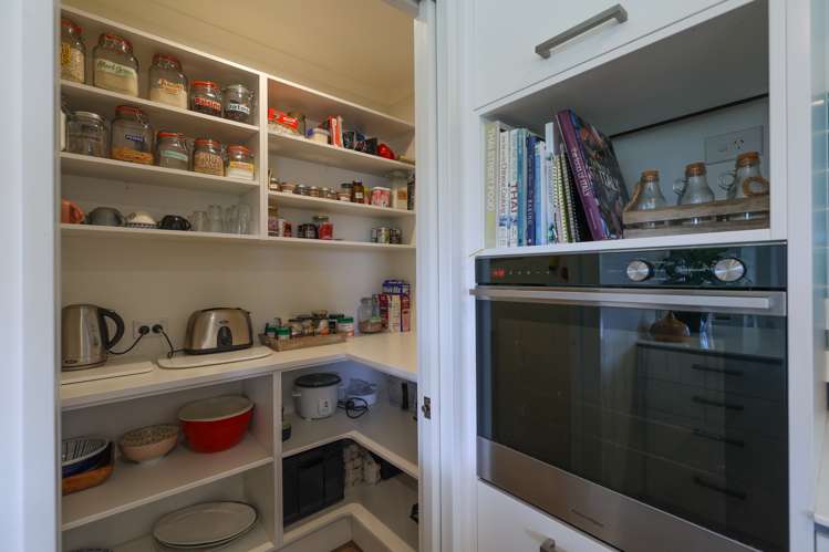 2 Les Wakefield Road Mapua_10