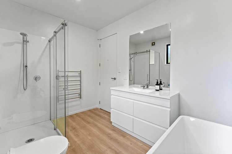 2 Craig Road Pollok_20