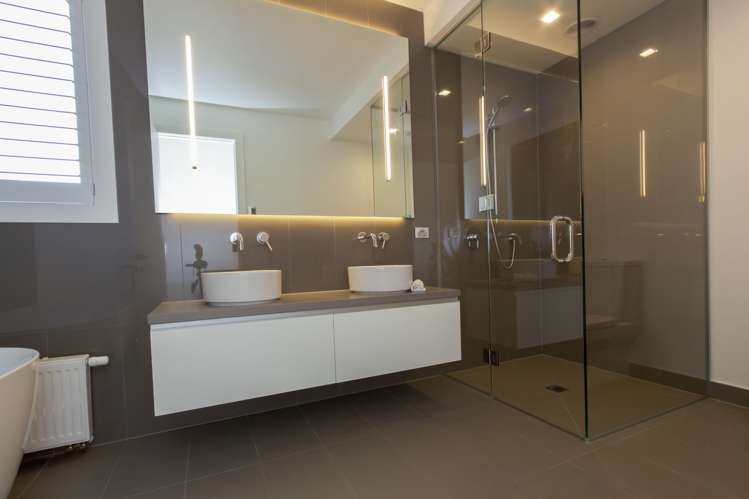 4 Hovingham Court Jacks Point_13