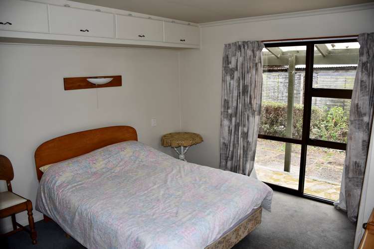 3 Wharf Road Karamea_12