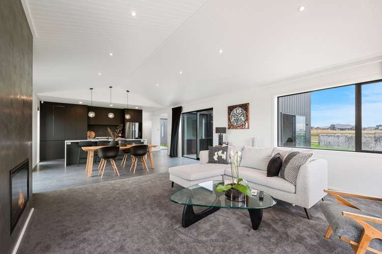 11 Kara Place Wharewaka_10