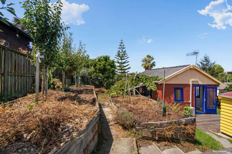 107a Kiwi Road Point Chevalier_10