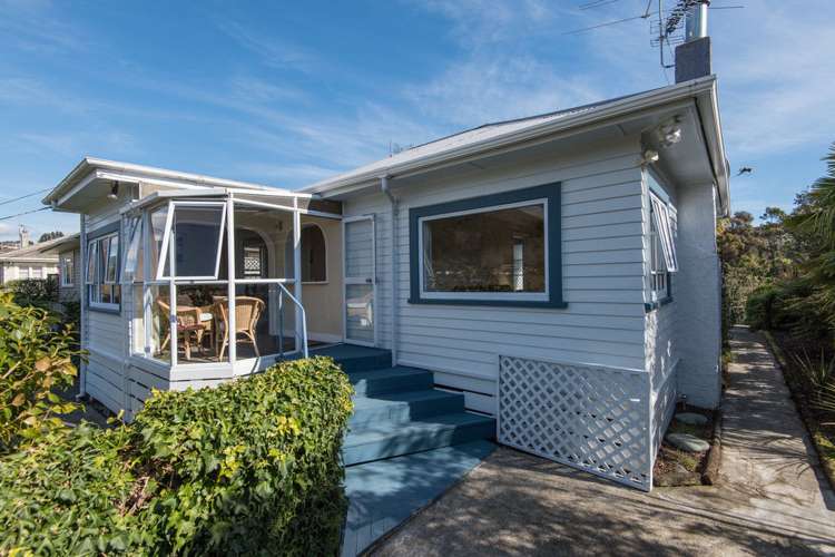 24 Jenner Road Toi Toi_12