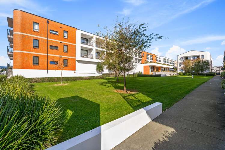 G06/1 Sidney Wallingford Way Hobsonville_27
