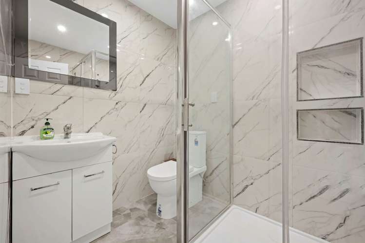 20 Kestev Drive Flat Bush_29