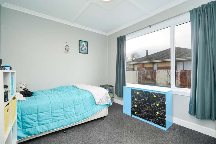 200 Pomona Street Strathern_10