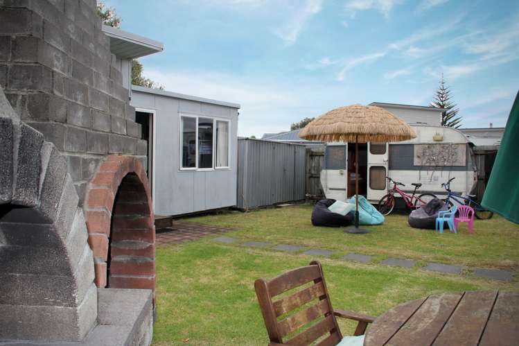 102 Kauri Crescent Matarangi_8