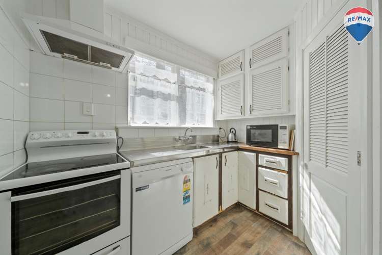 50 Arahura Crescent Waitangirua_4