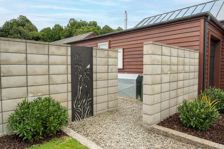 120 Myross Road Myross Bush_41