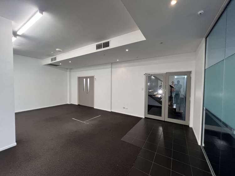 60b/60B Rockfield Road Penrose_3