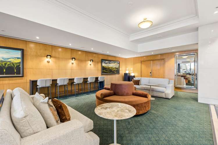 2703/8 Albert Street City Centre_7