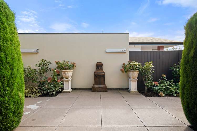 2/10 Rata Street Riccarton_16