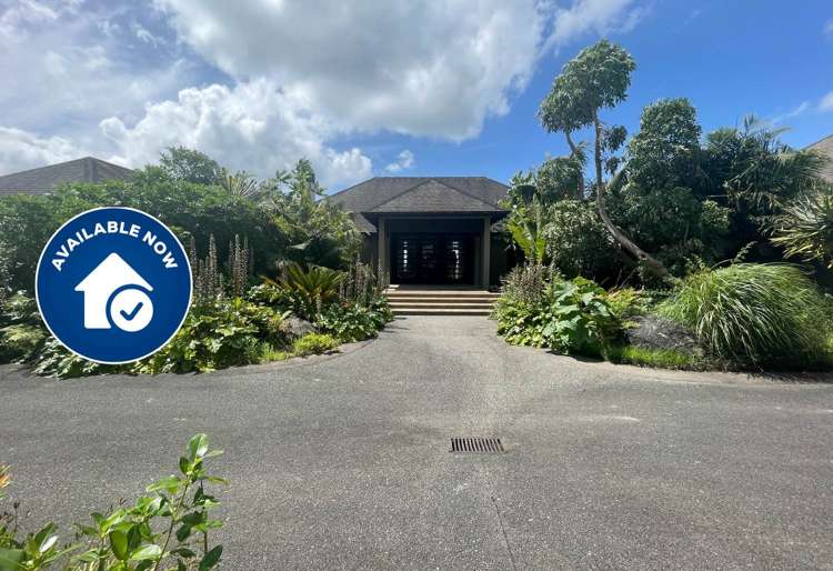 572 Whitford Road Whitford_1