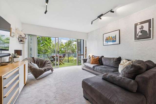 11/6 Sarsfield Street 1685_1