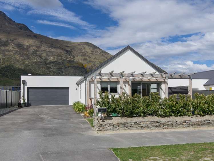 10 Jones Avenue Lower Shotover_0