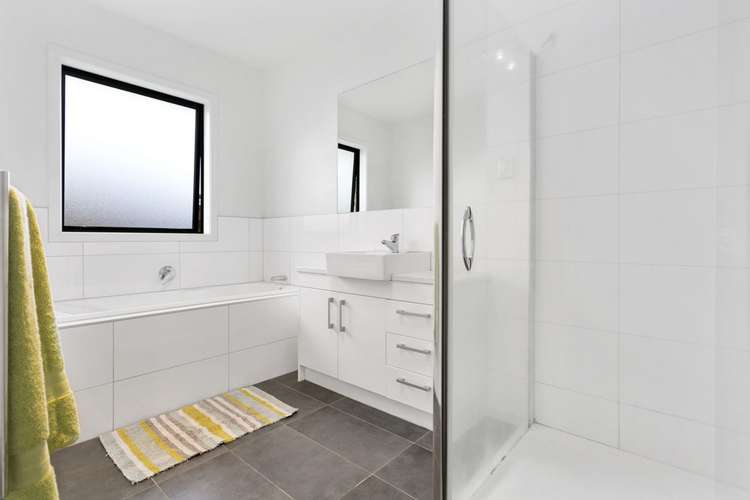 27 Ihimaera Terrace Leamington_12