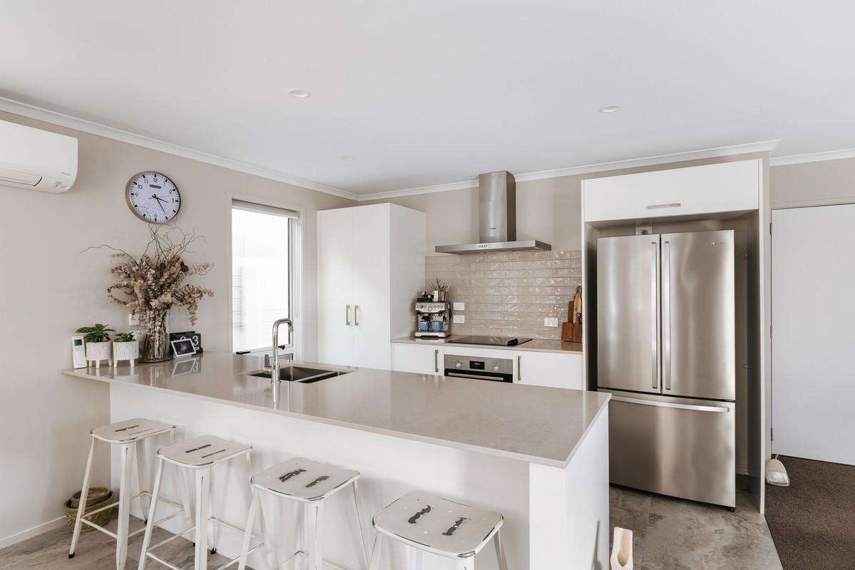 307A Lakes Boulevard_2
