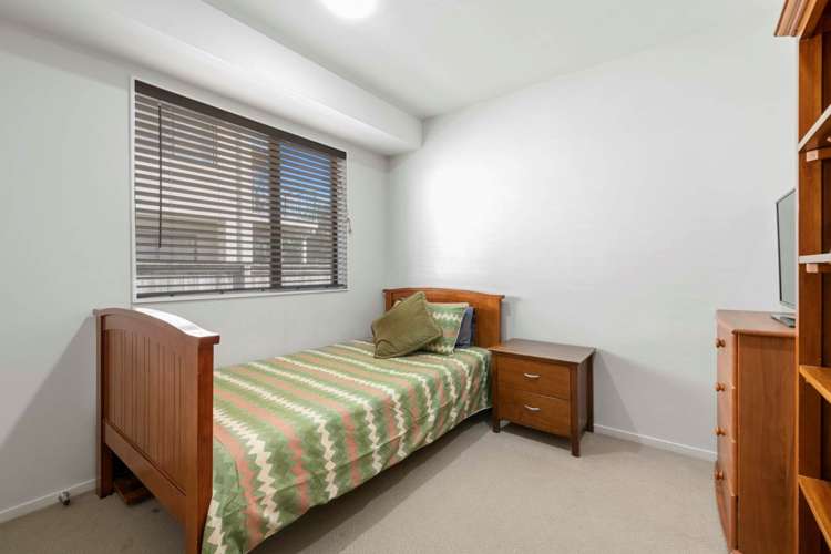 17 The Rise Gulf Harbour_16