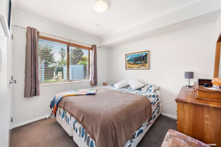 166 Hill Road Manurewa_13