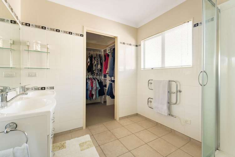 17 Lemon Grove Avenue Otumoetai_11