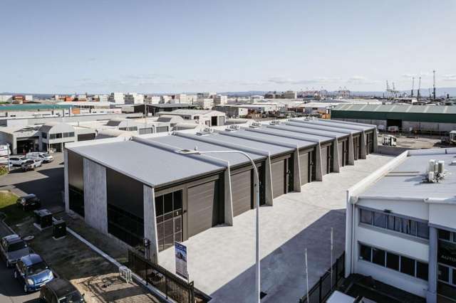 Unit 1/6 Portside Drive Mount Maunganui_1