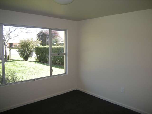 2 Douglas Street Lincoln_4