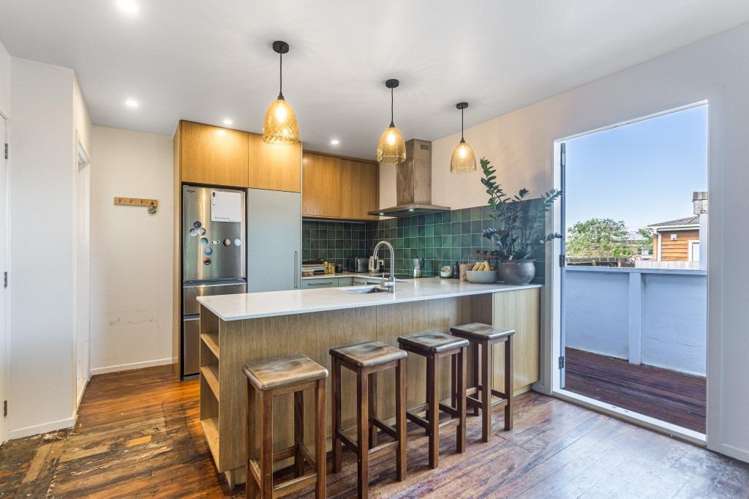 143 Richardson Road 1727_1