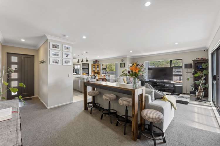 6 Poppy Watts Grove Stokes Valley_5